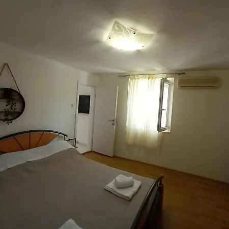Articok Apartament Jelsa (Hvar)